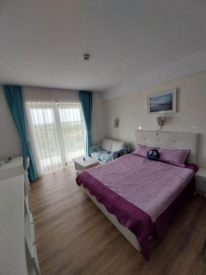 Blaxy Resort Stefi Cu Acces La Piscine Gratuit Douăzeci şi Trei August Kültér fotó